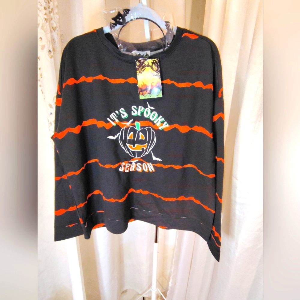 🆕 NWT | Pumpkins and Potions Women's Sweatshirt with bat head band | Sz XL